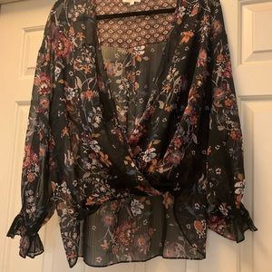 🍁Brand New Beautiful Black Floral Ruffle Sheer Blouse Long Sleeve Mystree L